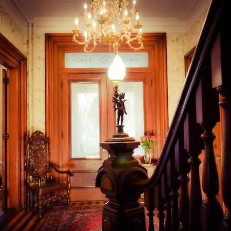 Queen Anne Inn-3